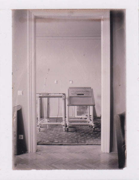 ONE INSTANT CLASSIC FILM 'TYPE 100' PACKFILM (3 SHOTS)