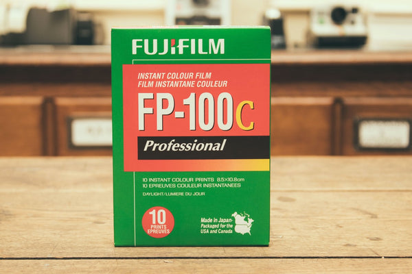 Fuji FP-100c Glossy 09/2018